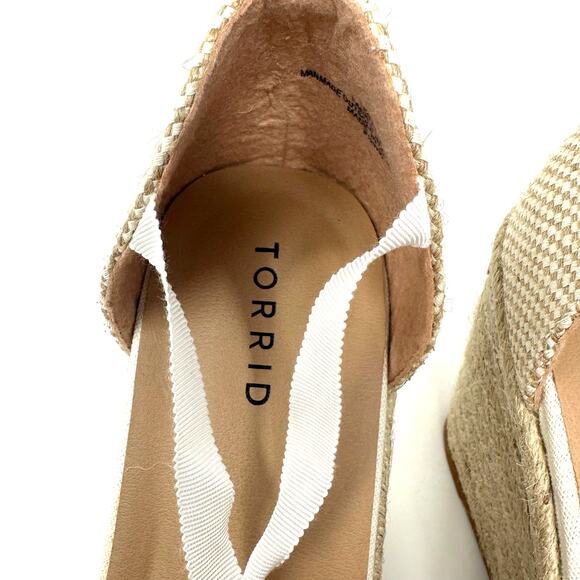 Torrid Size 9.5 WW Wedge White Espadrille Cottagecore Lace Up Ankle 4.5" Heel - Picture 5 of 10